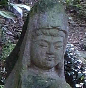 浄智寺の母子像