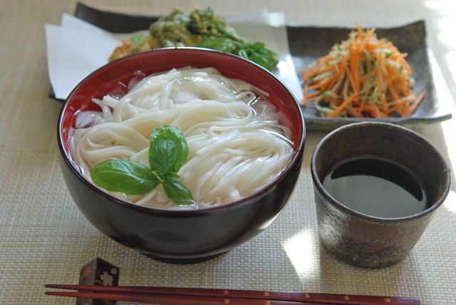 冷たい稲庭うどん