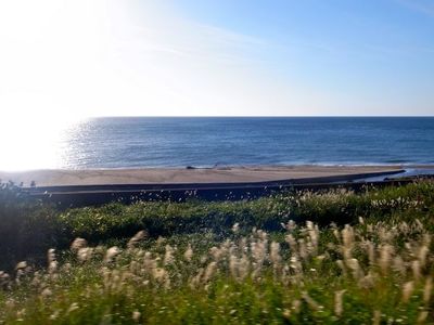 車窓から　海岸線を行く