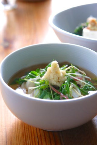 生姜とカイワレのかけうどん