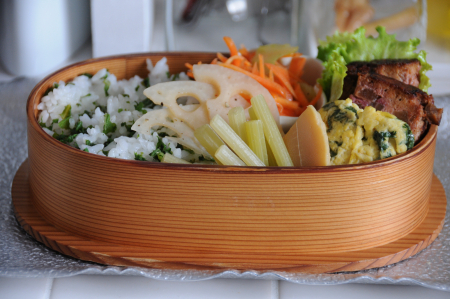 ミートローフと蕗の葉ご飯のお弁当