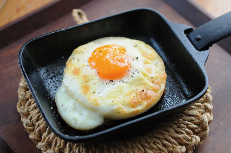 目玉焼きのマフィン