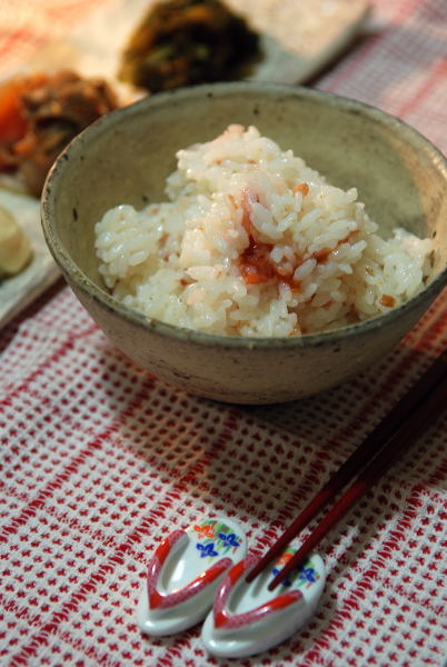 梅干し炊き込みご飯